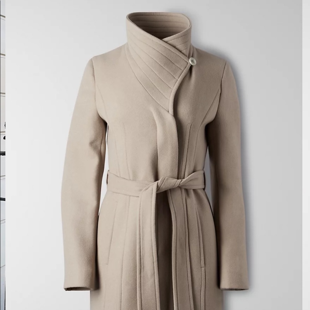 Aritzia Babaton Connor Coat
